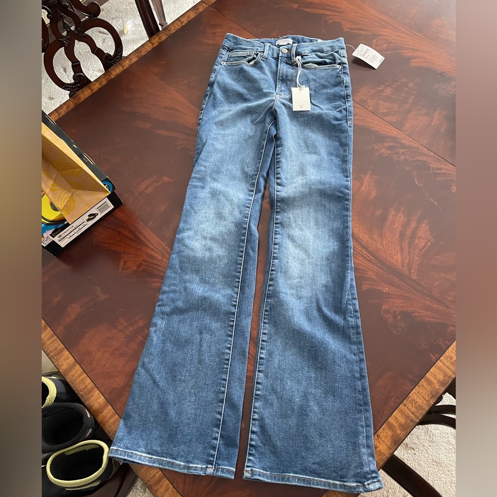 Good American Good Classic Slim Bootcut - Fits sizes 6 - 12. NWT